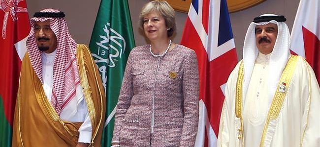 الخارجية الإيرانية تستدعي السفير البريطاني على خلفية تصريحات تيريزا