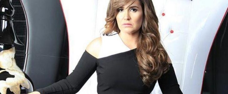 ماذا قالت هنا شيحة حول تخلي شقيقتها عن الحجاب والعودة مرة أخرى إلى الفن؟