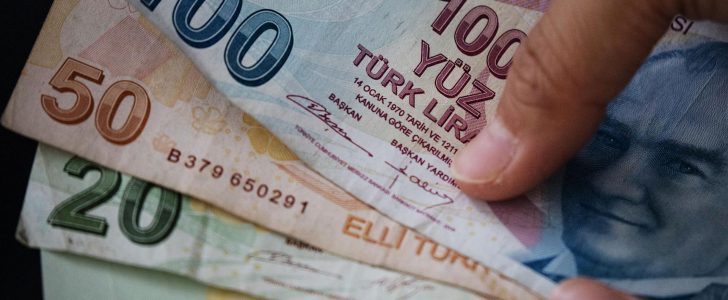 استمرار الليرة التركية في الهبوط وتركيا تتوعد بالانتقام