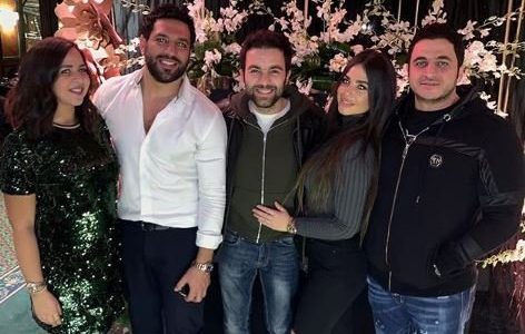 حمل إيمي سمير غانم يظهر على السطح من فترة لأخرى